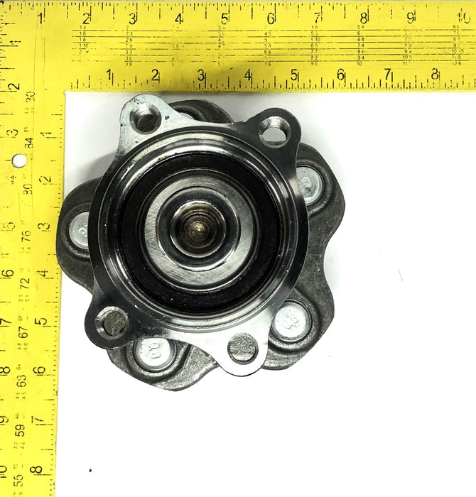 SRT Spindle Hub Bearing Assembly SB512201 (512201, M31833210) NOS