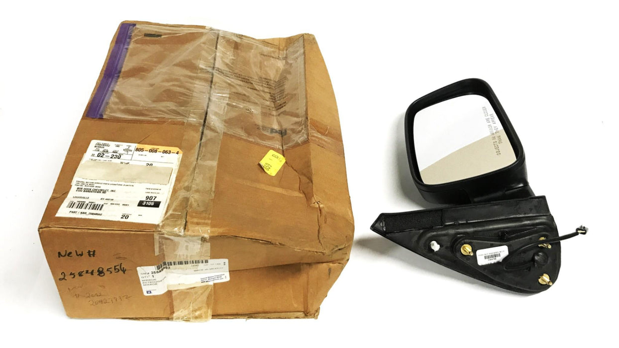 GM OEM Passenger's Side Power Mirror Assembly 25848552 NOS