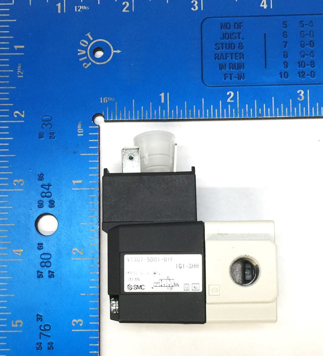 SMC Solenoid Valve VT307-5D01-01F NOS
