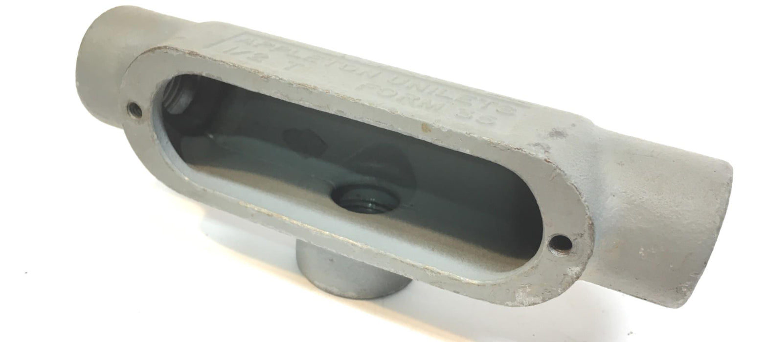 Appleton 1/2" T Iron Unilet Form 35 Conduit Body Type: T NOS