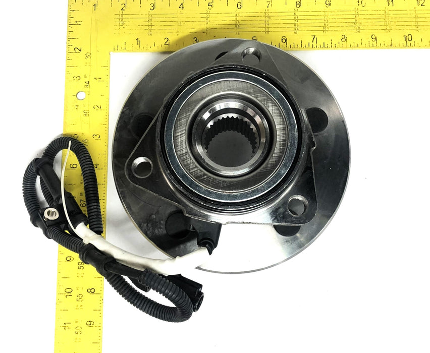 SRT Spindle Hub Bearing Assembly SB515010 (515010, M31516158) NOS