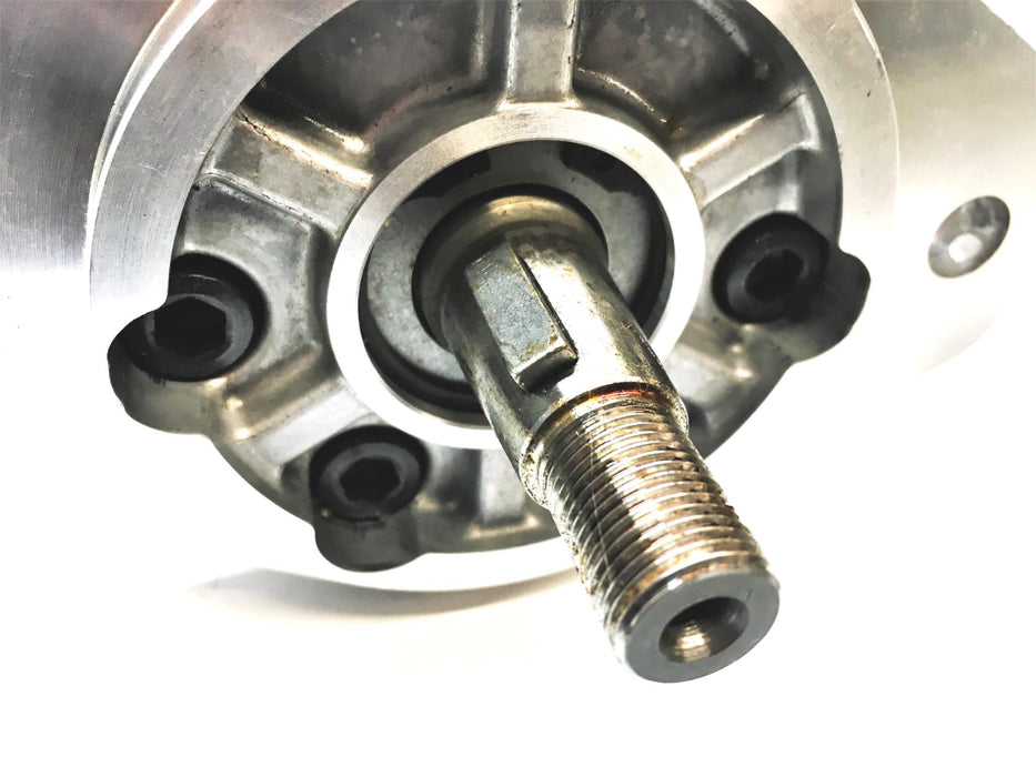 New Flyer 204617 Hydraulic Motor 121.25.094.00 NOS
