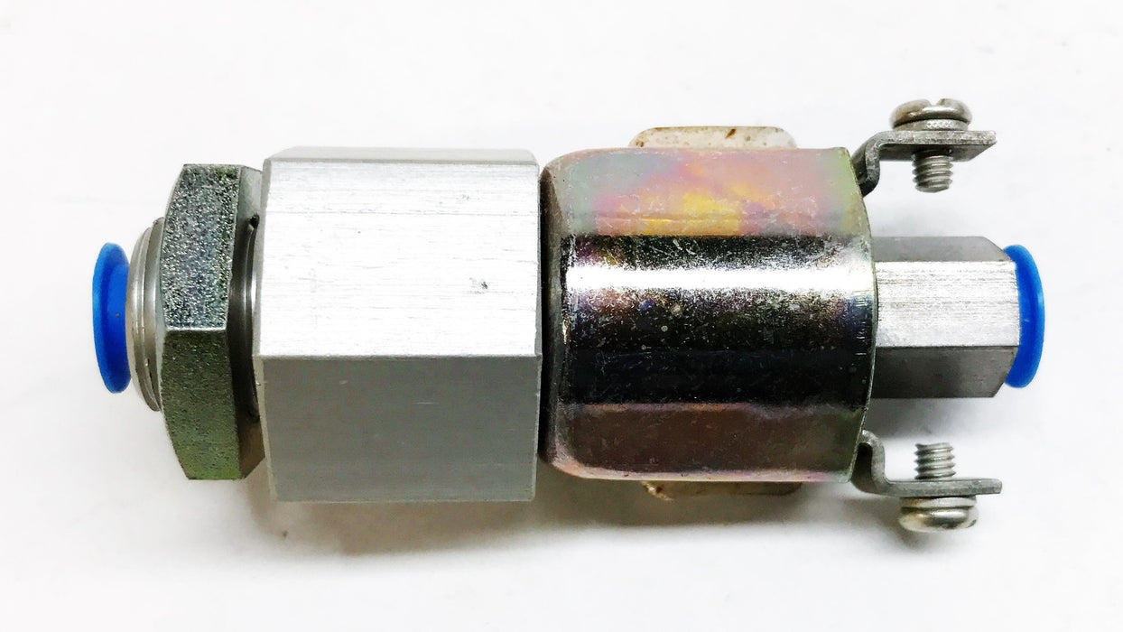 International Quik-Kool Solenoid Valve 1617995C1 NOS