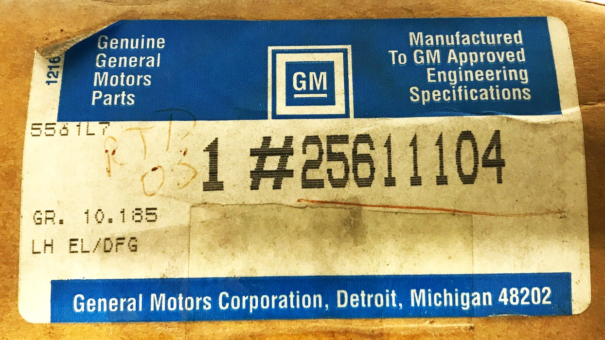 GM White Rear View Left-hand Power Mirror Assembly 25611104 NOS