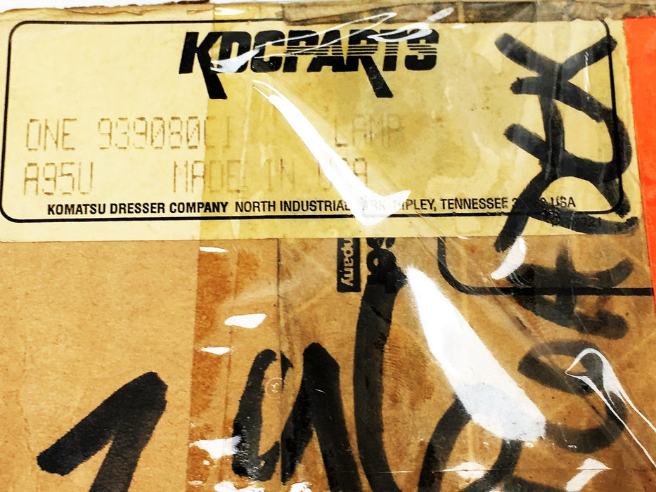 KDCParts Red 24 Volt Lamp Assembly 939080C1 NOS