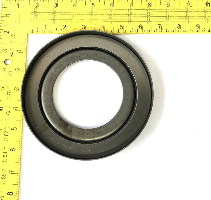 Timken 2 Piece Set Bearing End Cap Closure/Flinger T58695 NOS