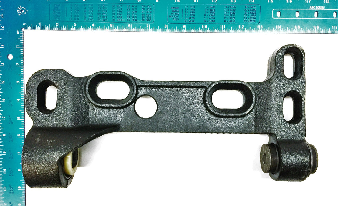 Moog Suspension Control Arm Support Bracket RK641135 NOS