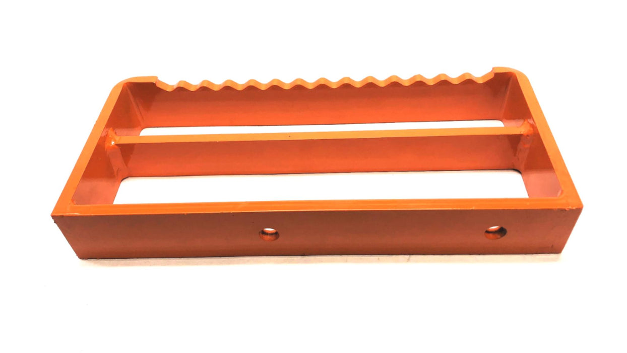 Doosan Bracket, Step 195-02905 NOS