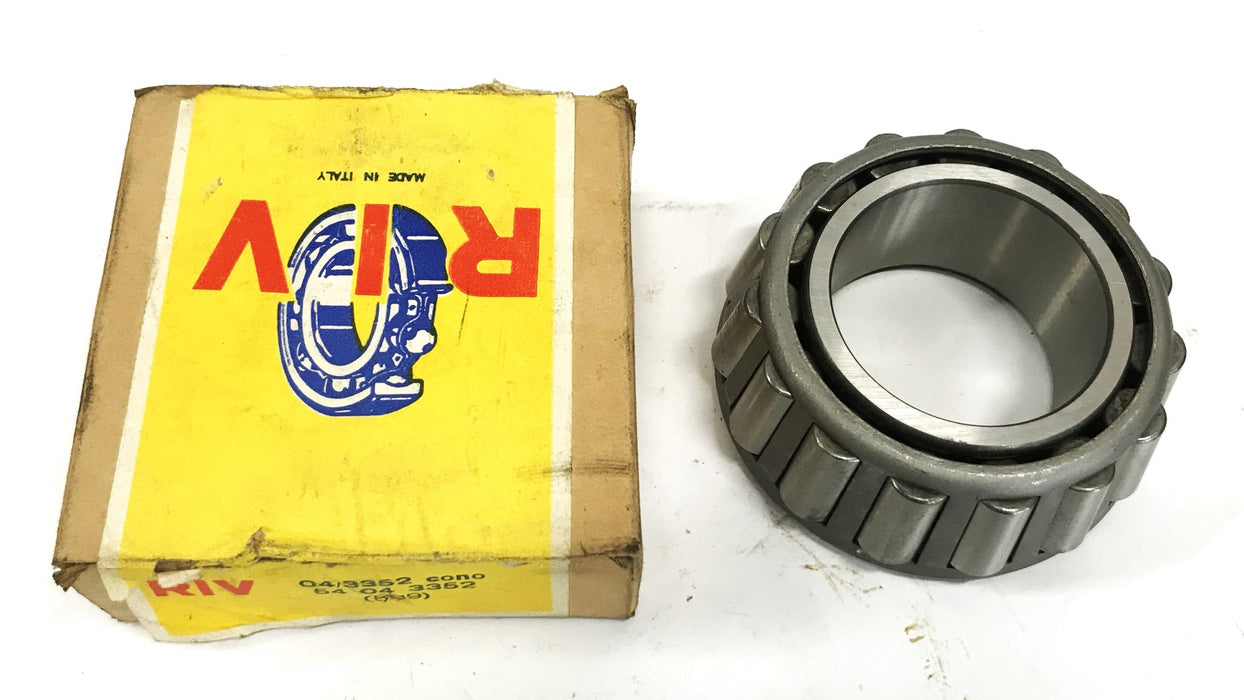 RIV Tapered Roller Bearing 539 (04/3352) NOS