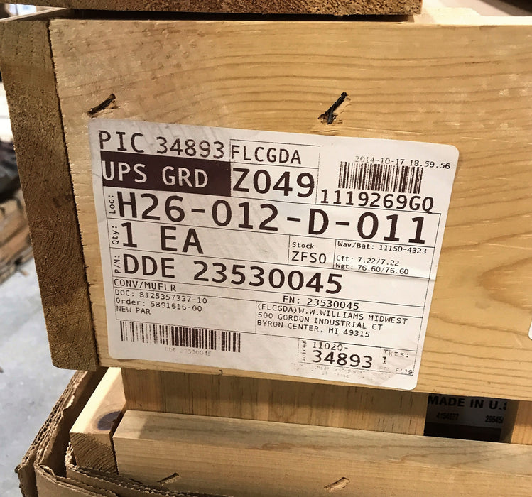 Detroit Diesel OEM Catalyst Muffler 23530045 NOS