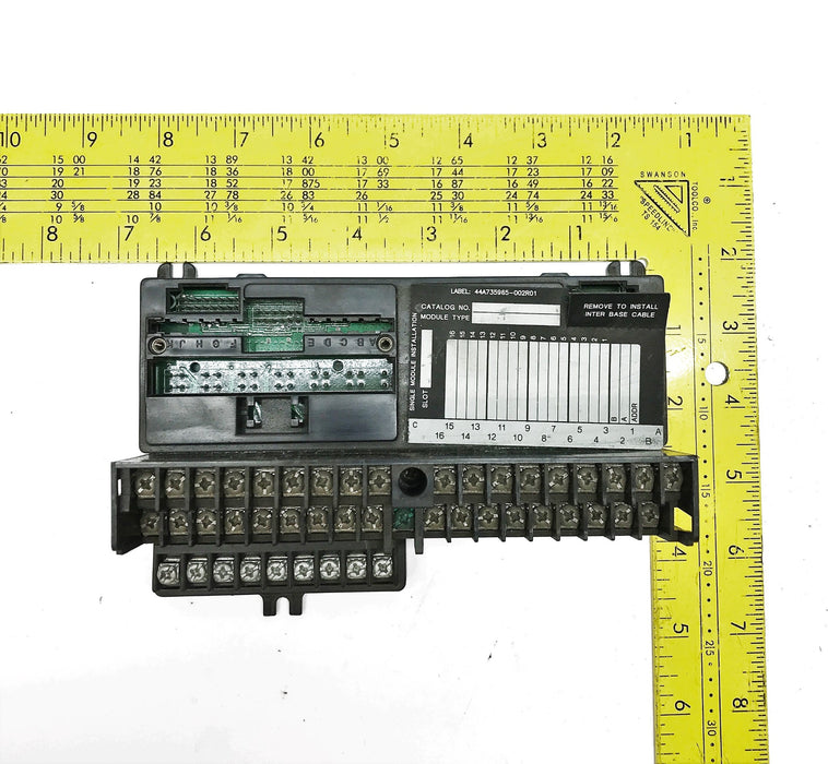 GE/Fanuc In/Out Barrier Style Terminal Base w/ Aux Terminal Strip IC670CHS001H