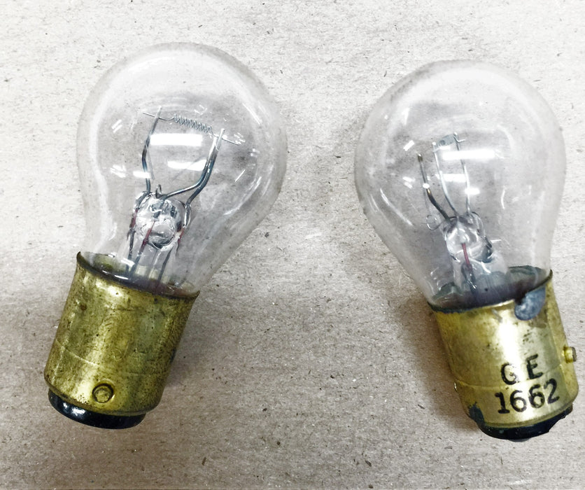 Bulb For Case 73039643 [Lot of 2] NOS