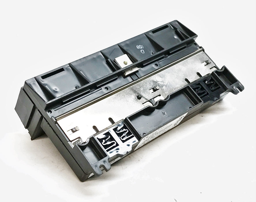 GE/Fanuc Unloaded In/Out Barrier Style Terminal Base IC670CHS001F