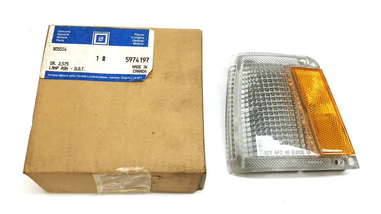GM OEM LH Front Side Marker and Side Reflex Assembly 5974197 NOS