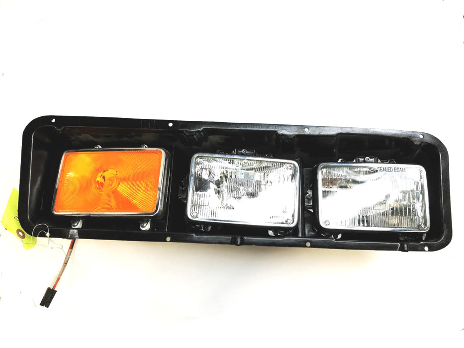 MCI Left Hand 3-Lamp Turn Signal/Head Lamp Assembly 919165 NOS
