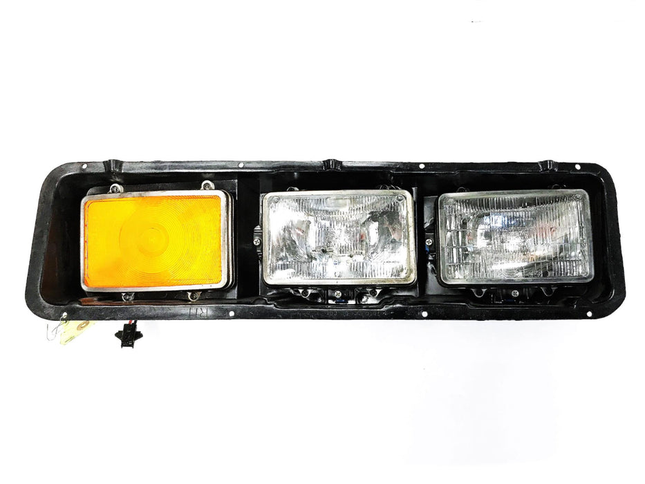 MCI Right Hand 3-Lamp Turn Signal/Head Lamp Assembly 919166 NOS