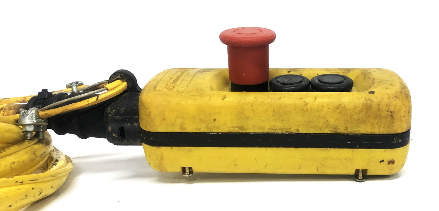Telemecanique Untested Pushbutton Station With 10 Foot Cable XAC-A02/XAC-A03USED