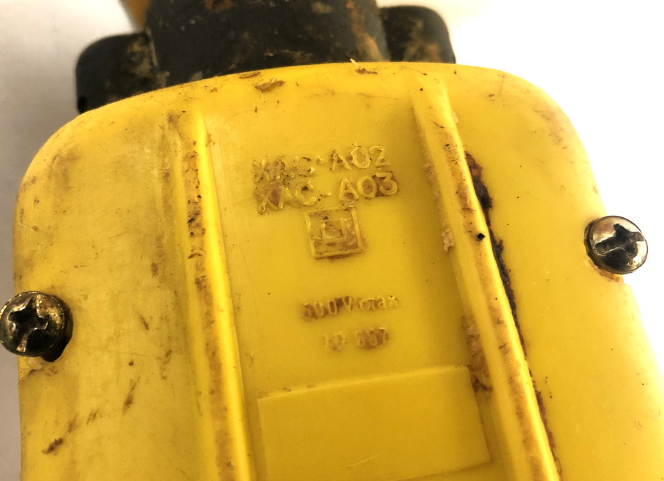 Telemecanique Untested Pushbutton Station With 10 Foot Cable XAC-A02/XAC-A03USED