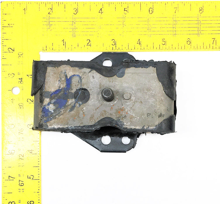 Sealed Power Front Left Engine Mount 270-2632 [Lot of 2] NOS