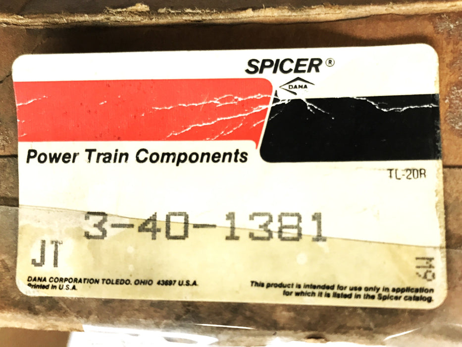 Dana Spicer Spline Shaft for use with Slip Yokes 3-40-1381 NOS