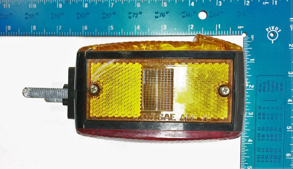 Signal-Stat Marker Light 448492C92 USED