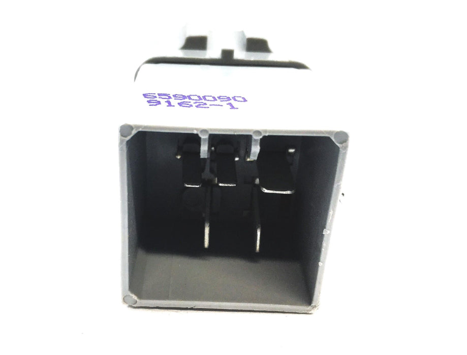 Standard Temperature Control Relay RY70 NOS