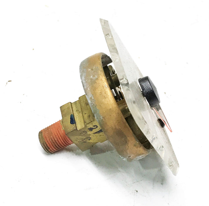 International/Navistar Oil Pressure Gauge 1671687C2 NOS
