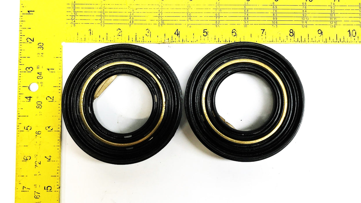 International Navistar Horn Packing Retainer 473376C91 [Lot of 2] NOS