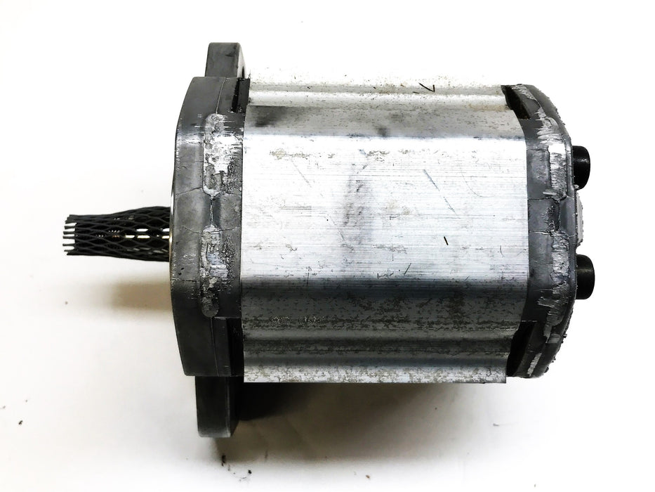 Turolla Hydraulic Gear Motor SNU3NN/038RN07BC NOS
