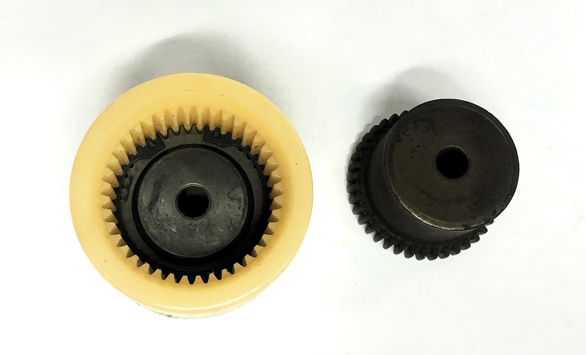 BoWex 40 Tooth Nylon Block Sleeve Gear Coupling M-32 USED