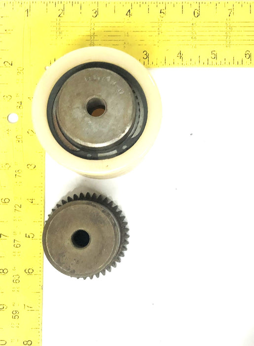BoWex 40 Tooth Nylon Block Sleeve Gear Coupling M-32 USED