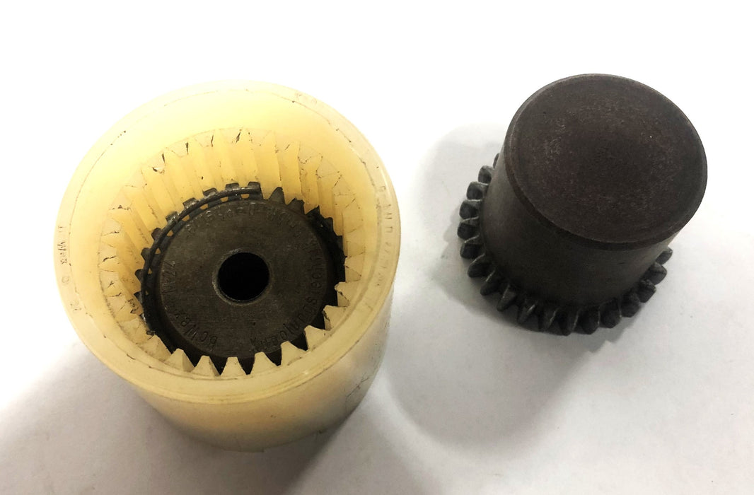 BoWex 28 Tooth Nylon Block Sleeve Gear Coupling M-24 USED