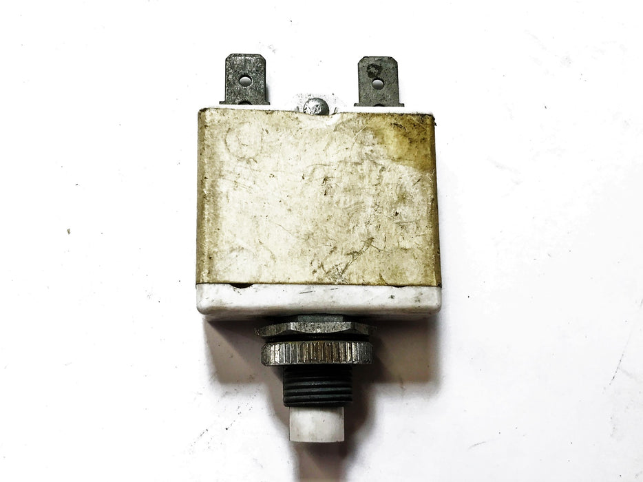 Crane Carrier 10 Amp Breaker Circuit 068C0010 NOS