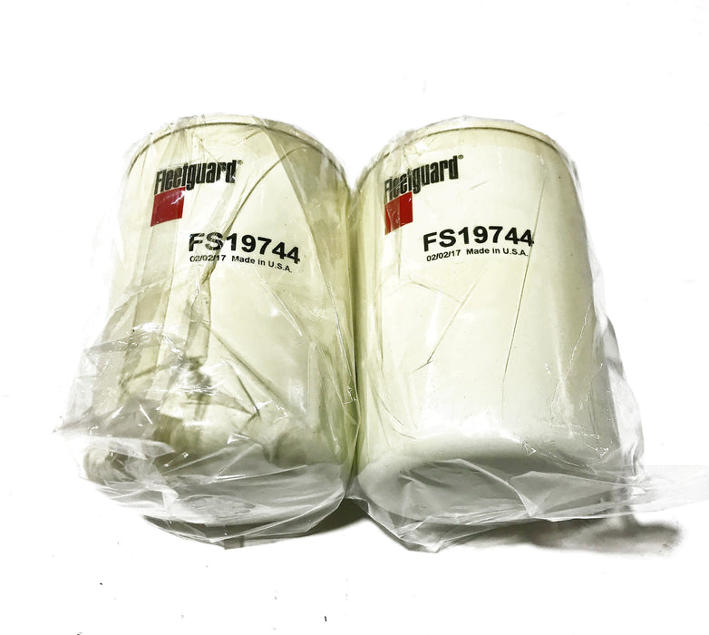 Fleetguard Fuel Filter/Water Separator FS19744  [Lot of 2] NOS