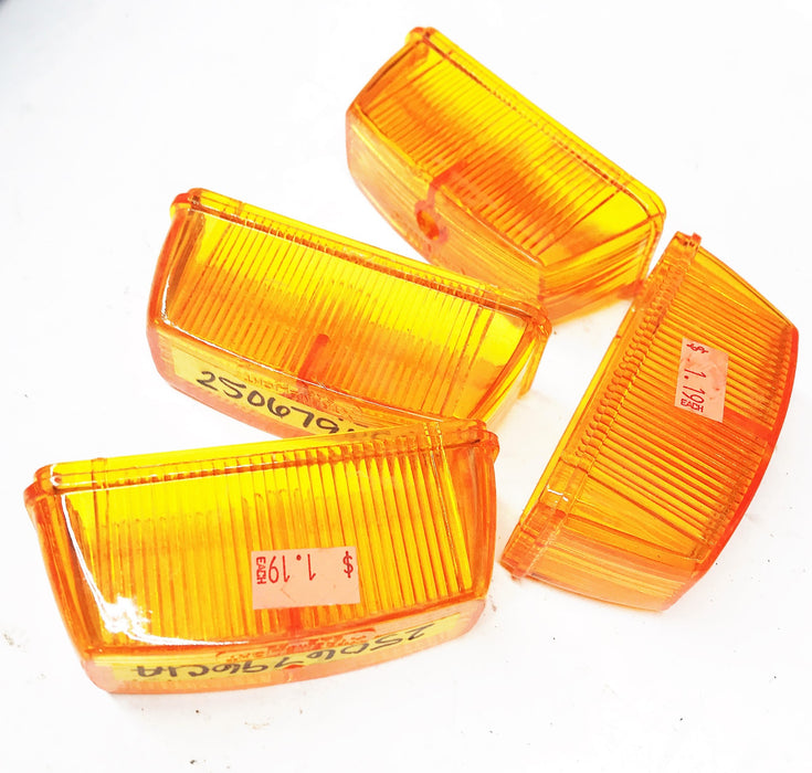 International/Xtreme Replacement Amber Clearance Lens 2506796C1A [Lot of 4] NOS