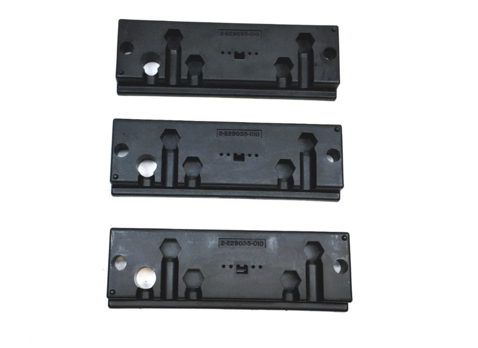 Johnson Systems Rack Connector 2-229035-010 [Lot of 3] NOS
