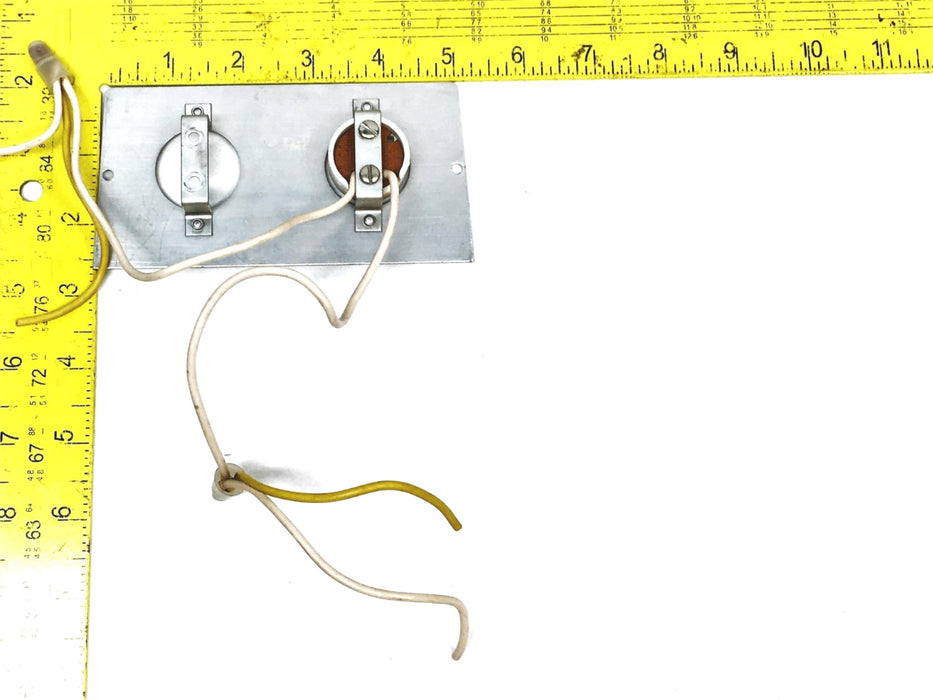 Kulka 600 Volt Lamp Holder Socket With Bracket 543 NOS
