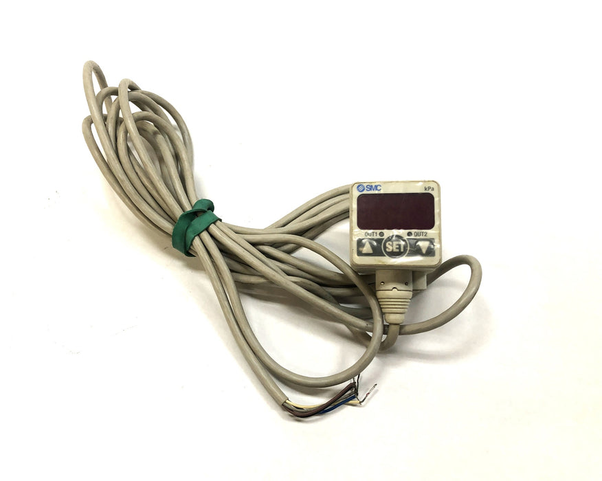 SMC Digital Display Pressure Sensor ZSE40F-01-62L NOS