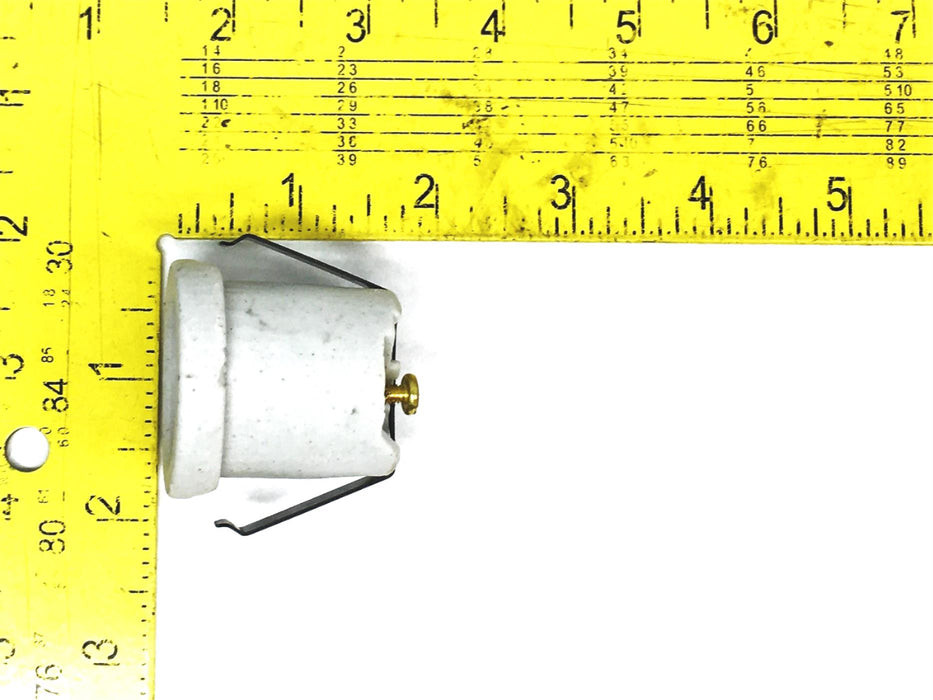 Leviton Lamp Holder Socket 002-8880 NOS