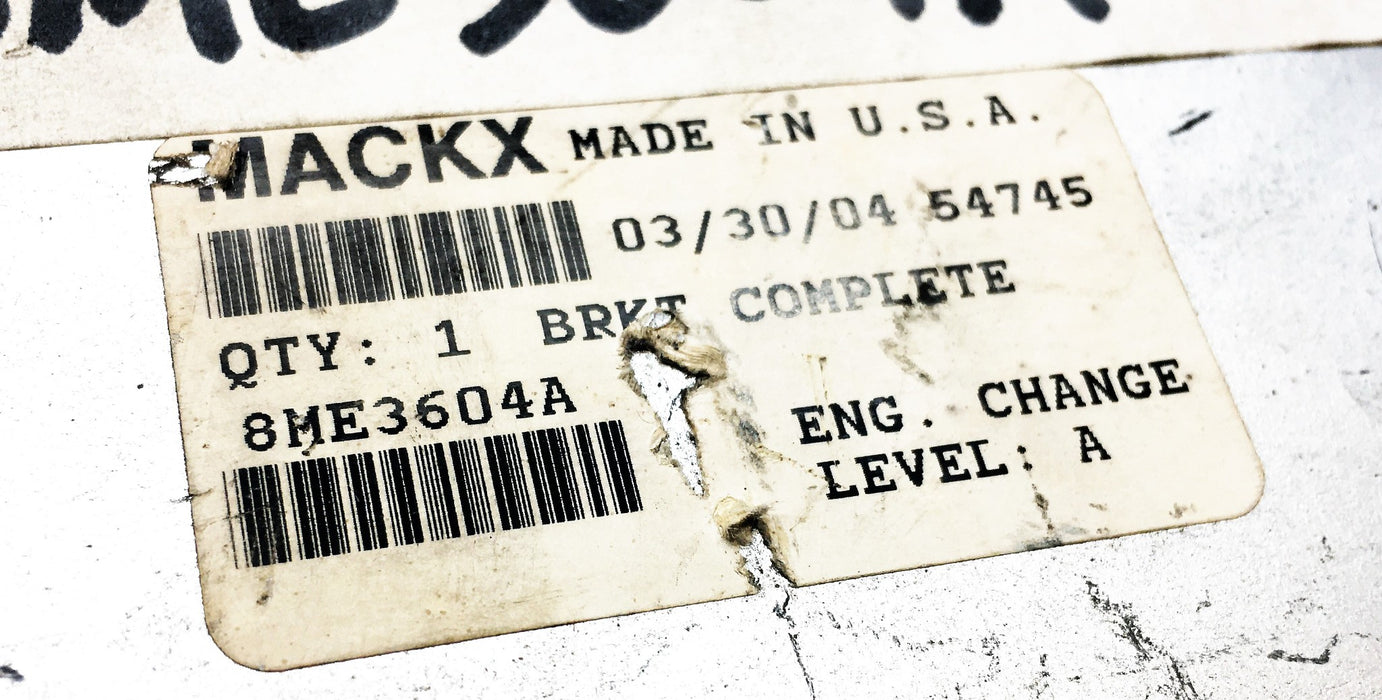Mack Complete Bracket 8ME3604A NOS