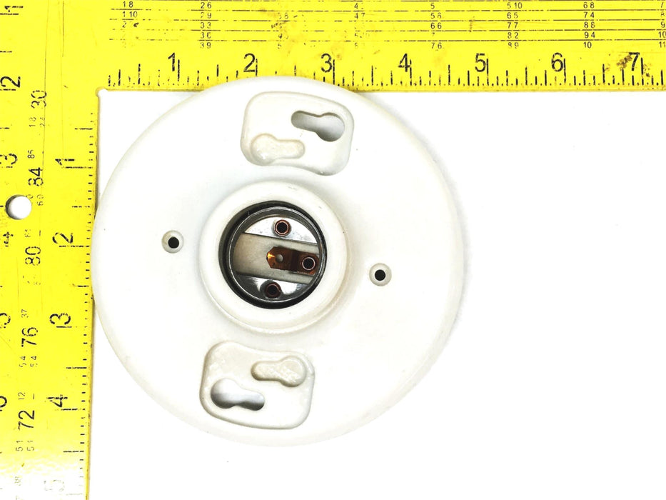 Leviton 660W 250V SAN000 Keyless Porcelain Lamp Holder Kit 9875 NOS
