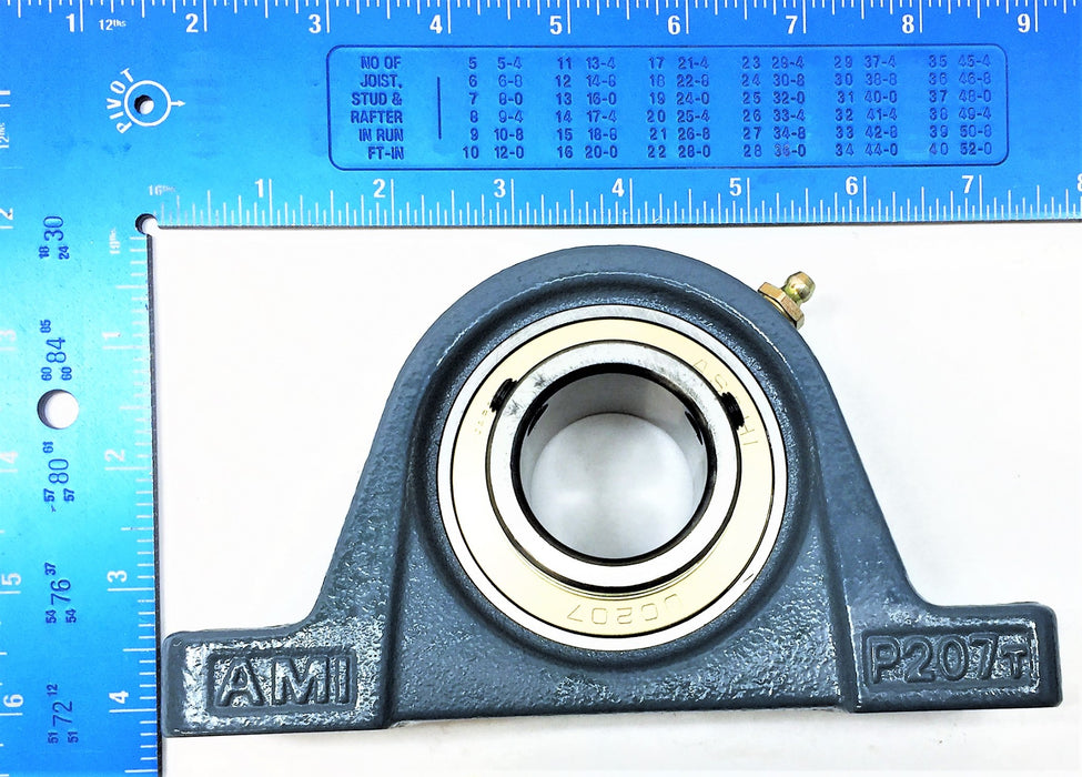 AMI BEARINGS Pillow Block Bearing UPC207C4HR5 NOS