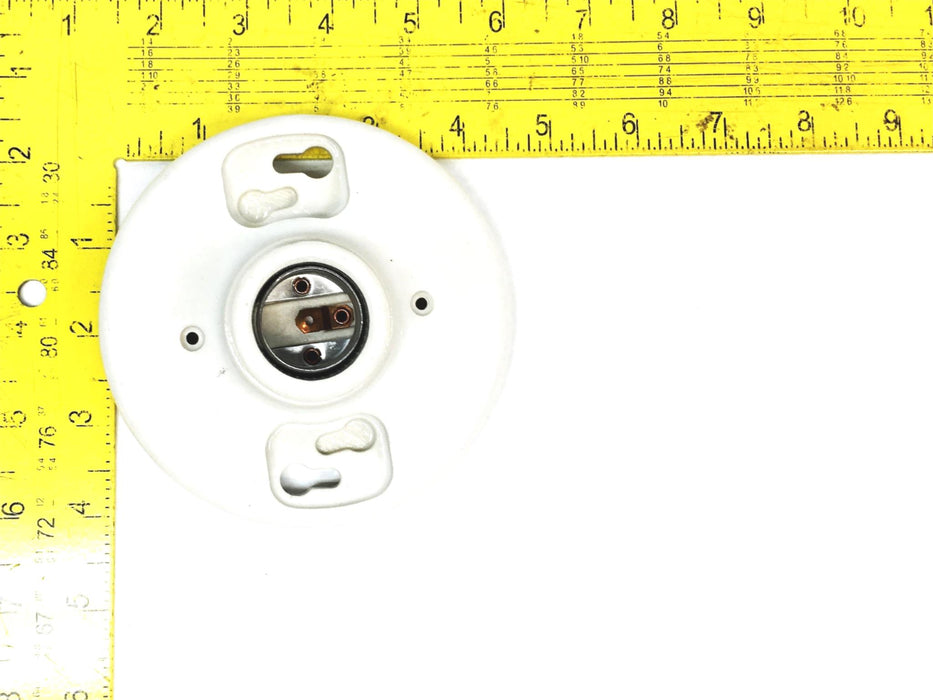 Leviton 660W 250V SAN000 Keyless Porcelain Lamp Holder 9875 NOS