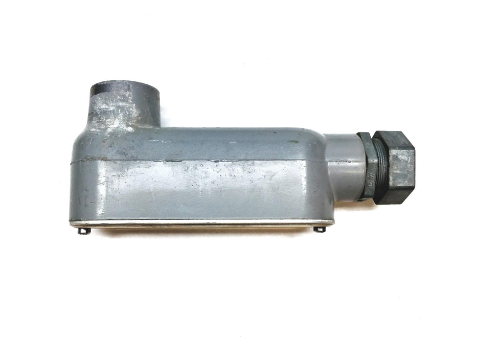 Killark 1-1/4 Inch Conduit Outlet Body With Cover OL-450 OLB-4 NOS