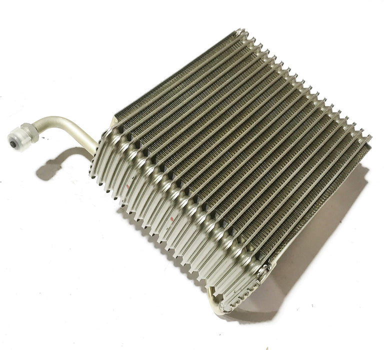 Isuzu OEM Evaporator Assembly 1835620750 (1-83562075-0) NOS
