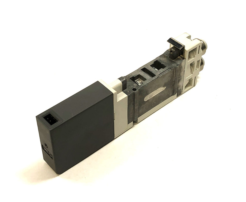 SMC 5-Port Solenoid Valve SQ2131N-51-C6-Q NOS