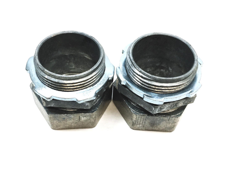 Arlington 1-1/4 Inch EMT Compression Connector 823 [Lot of 2] NOS