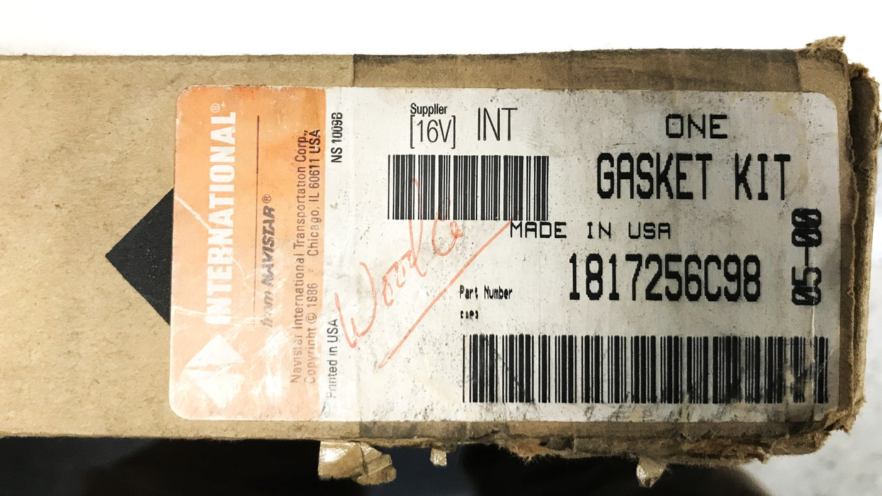 International Overhaul Gasket Set 1817256C98 NOS