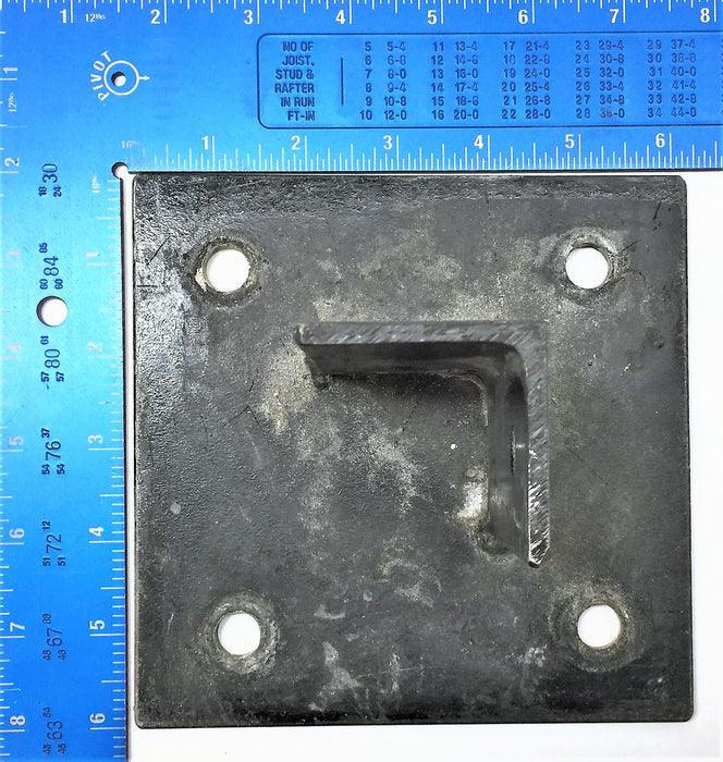 UNBRANDED 6" x 6" x 4" x 1/4" Thickness Steel Bracket USED