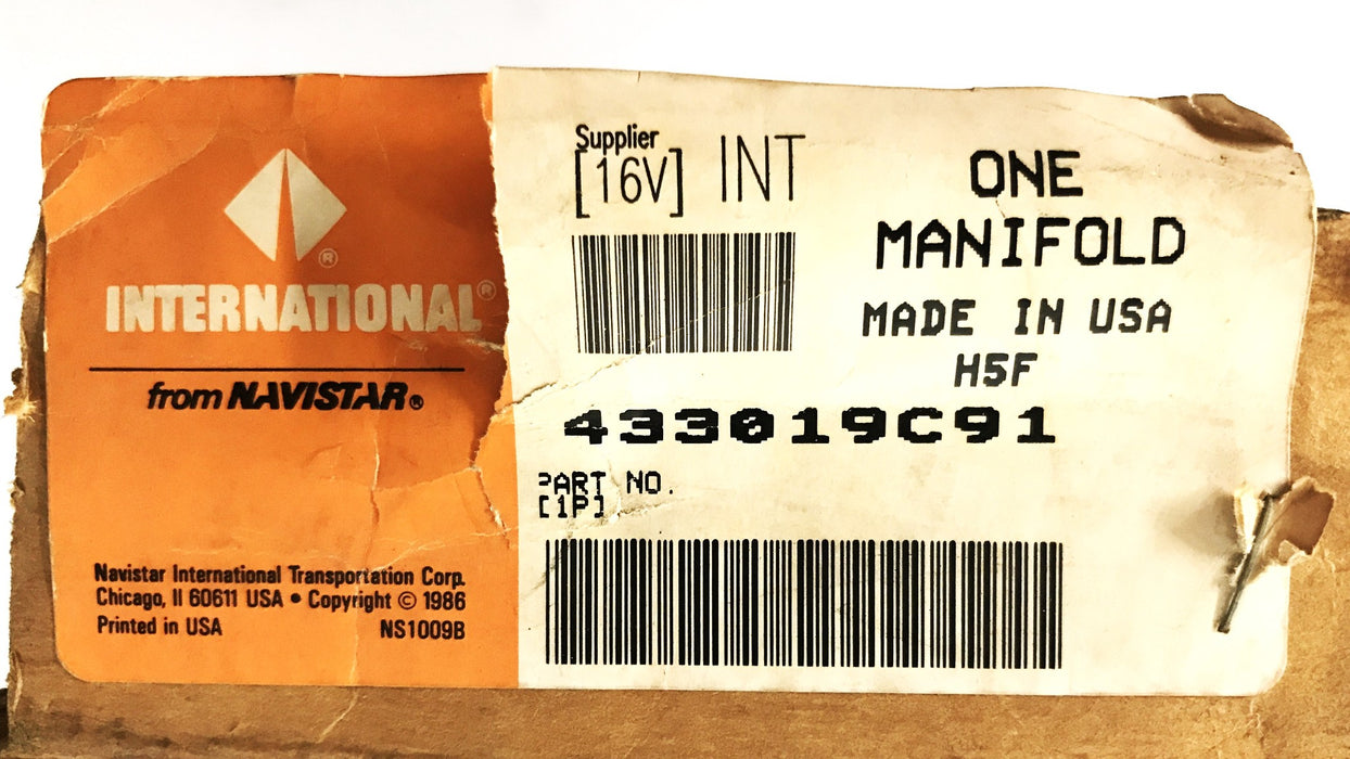 International Exhaust Manifold 433019C91 NOS